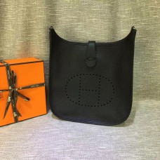 Hermes Evelyne III Togo Umhängetasche aus Leder Schwarz